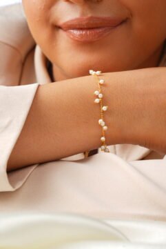 Pearl Cascade (Gold) – 925 Sterling Silver Bracelet