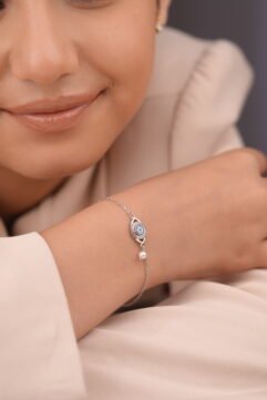 Luxe Guardian – 925 Sterling Silver Bracelet