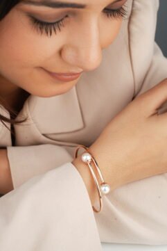 Meridian Pearl Cuff (Rose Gold) – 925 Sterling Silver Bangle